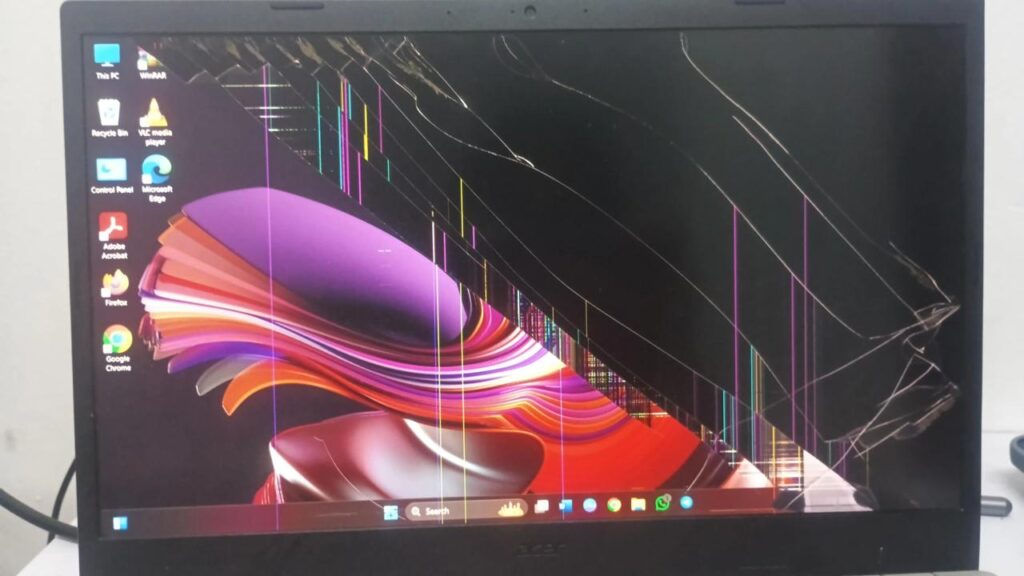 LCD Laptop Bermasalah